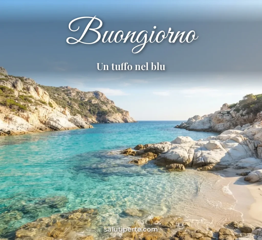 Cala con acqua cristallina in Sardegna